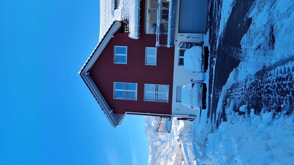 Reichenburg Apartment | Lovely apartment for 2 guests with WIFI, TV, terrace and panoramic view