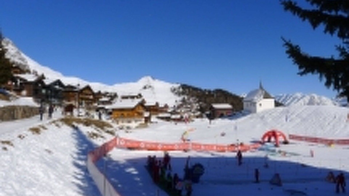 Bettmeralp Apartment | Lovely apartment for 4 guests with WIFI, TV and balcony