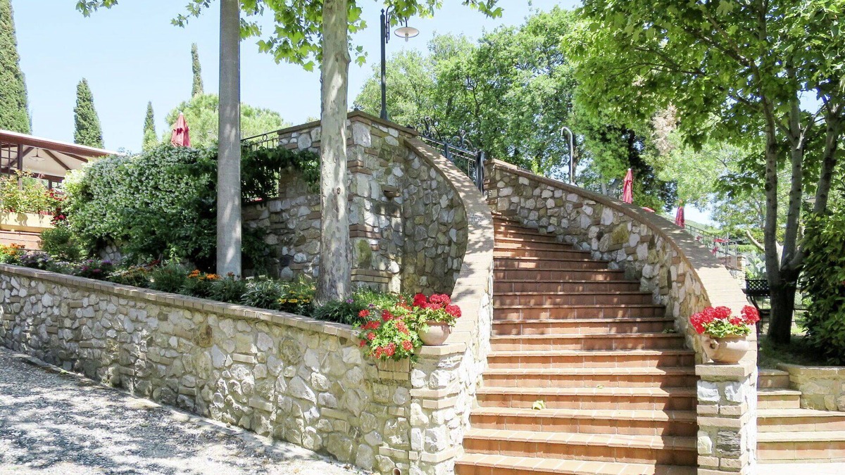 Santa Luce Apartment | Lovely apartment for 5 people with pool, WIFI, TV, terrace and pets allowed