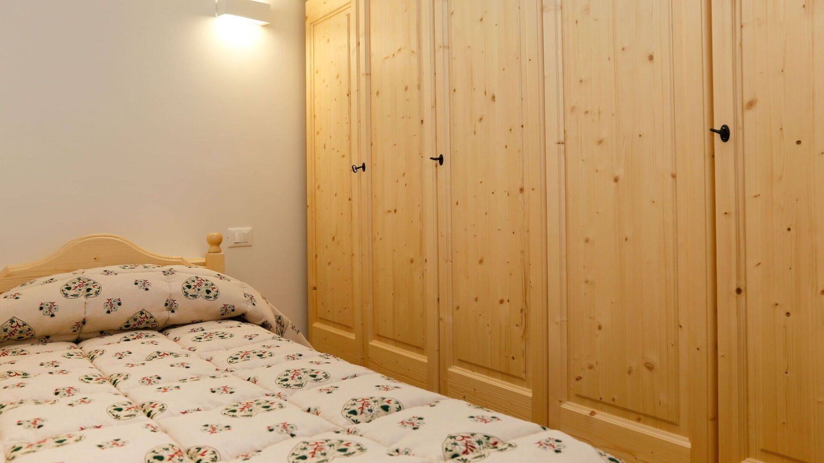 Raveo Apartment | Lovely apartment for 3 guests with WIFI, TV, patio and pets allowed