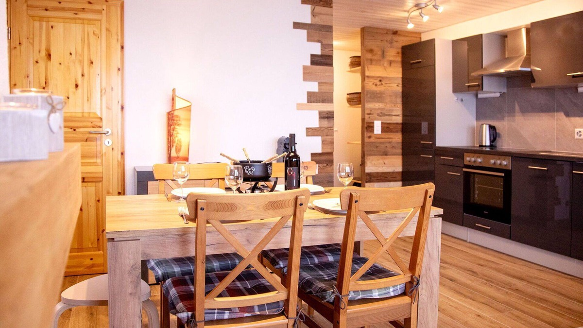 Barboleusaz Apartment | Lovely apartment for 4 people with WIFI, TV and balcony