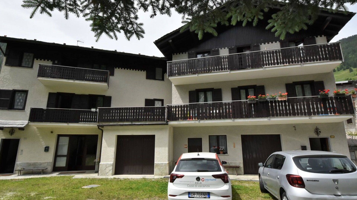 Isola Apartment | Lovely apartment for 5 people with WIFI, TV, terrace and pets allowed