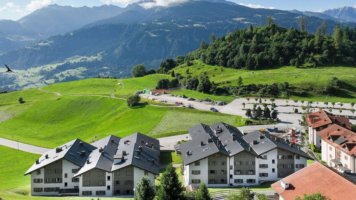 Falera Apartment | Lovely apartment for 6 guests with pool, WIFI, TV, balcony and panoramic view