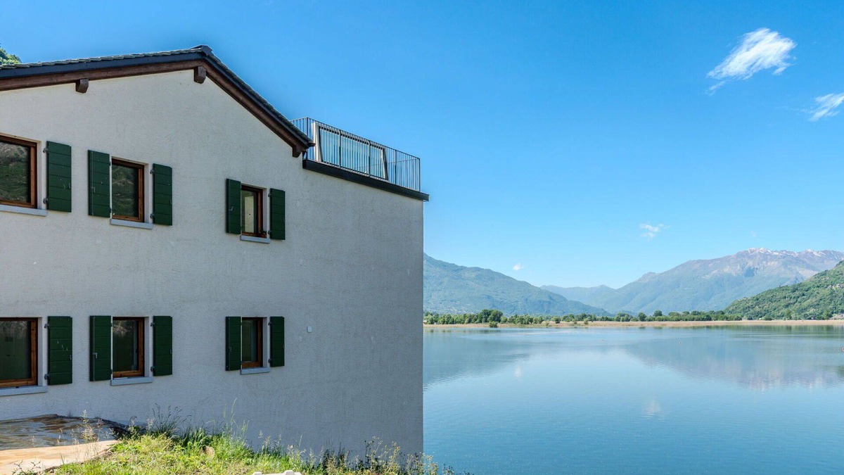 Verceia Apartment | Lovely apartment for 6 people with A/C, WIFI, TV and terrace