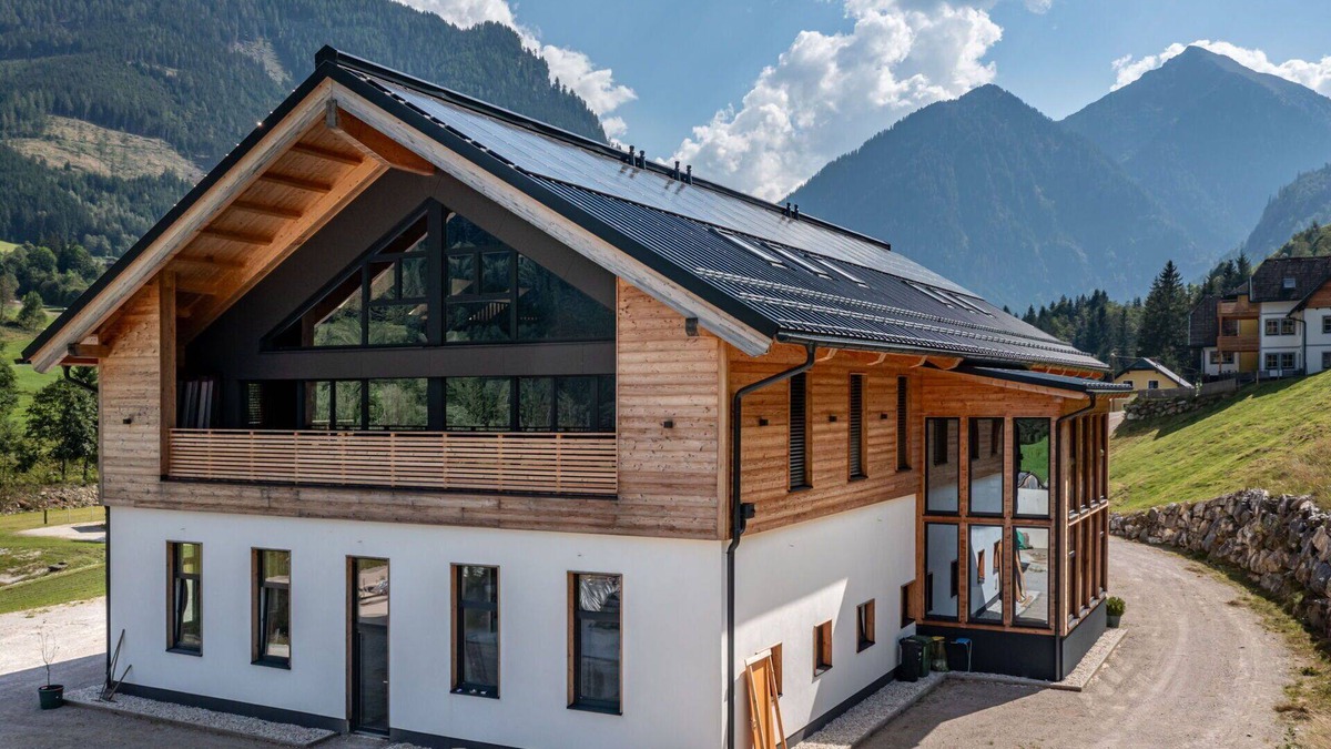 Solk Apartment | Lovely apartment for 4 people with WIFI, hot tub, TV, patio and parking