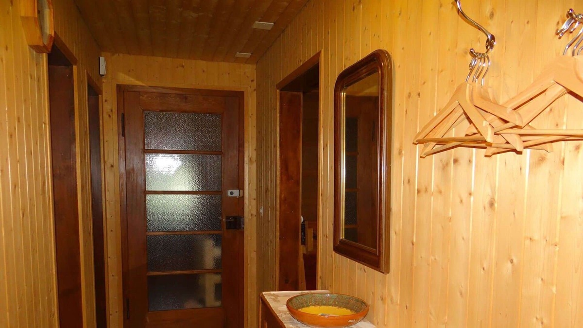 Engelberg Apartment | Lovely apartment for 4 people with WIFI, TV, balcony and parking