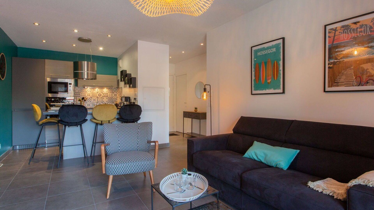 Les Estagnots Apartment | Lovely apartment for 4 people with WIFI and terrace