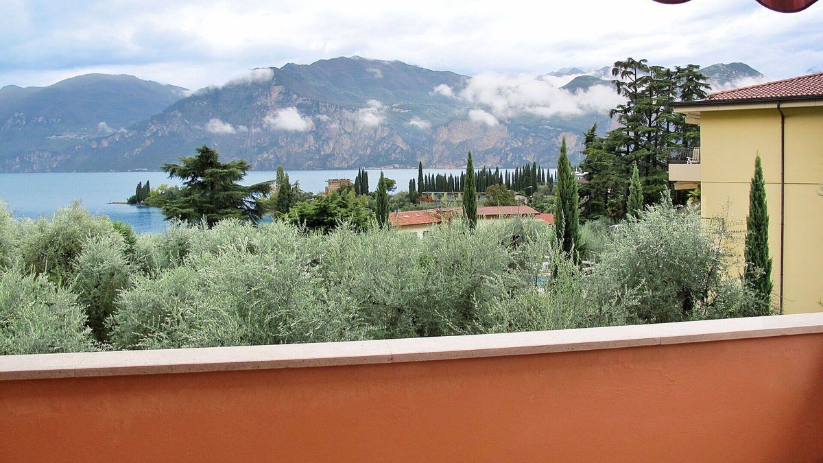 Val di Sogno Apartment | Lovely apartment for 4 people with WIFI, TV, balcony and pets allowed
