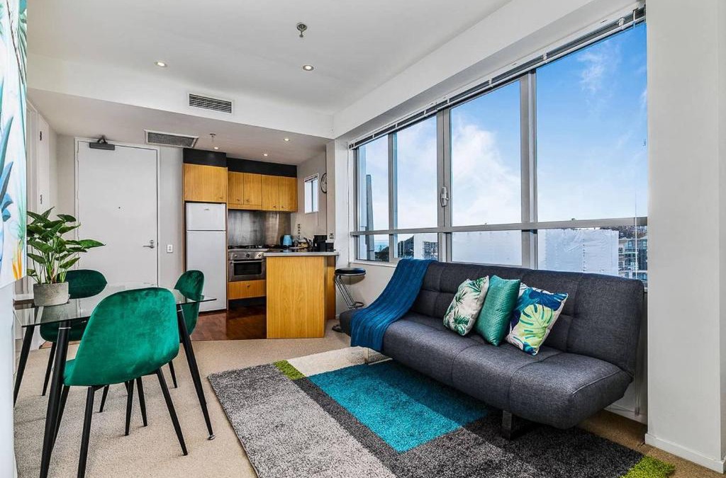 Parnell Apartment | Lovely Apartment - Gym & Parking by Zodiak Stays