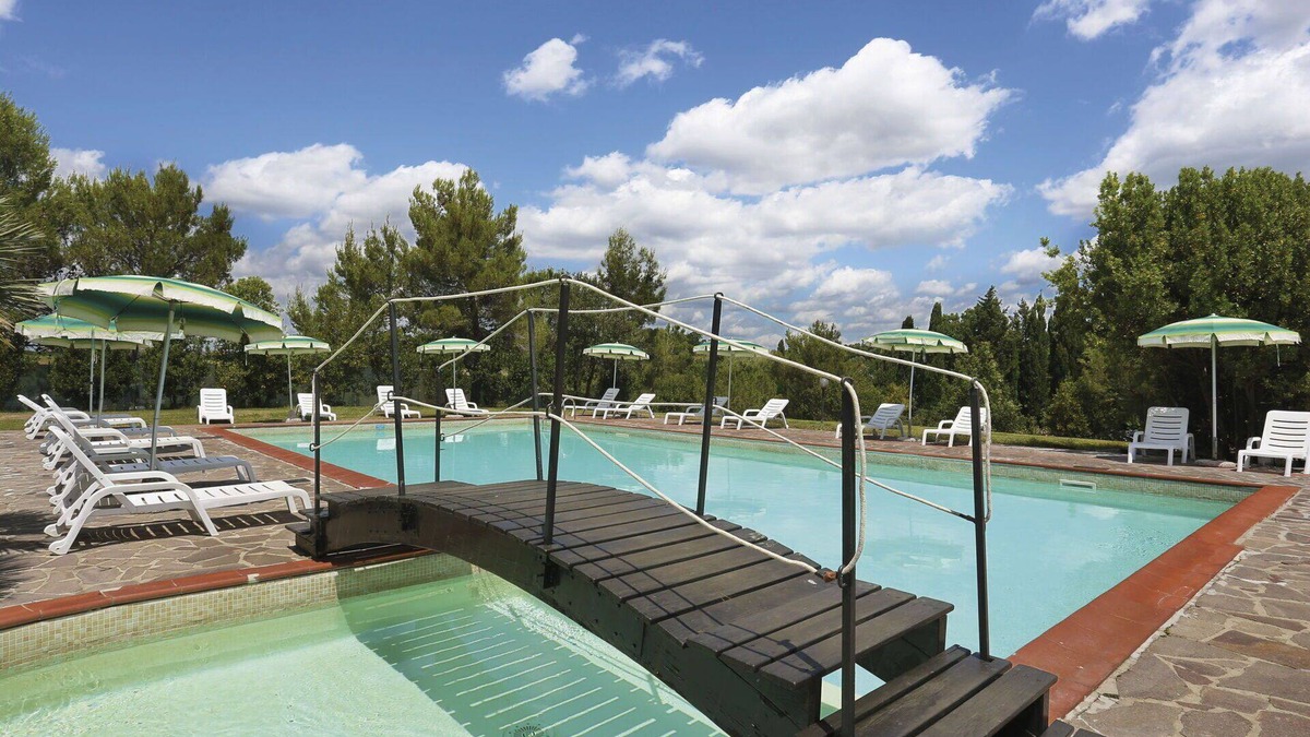 Terricciola House | Lovely apartment in villa for 4 people with pool, WIFI, terrace and pets allowed