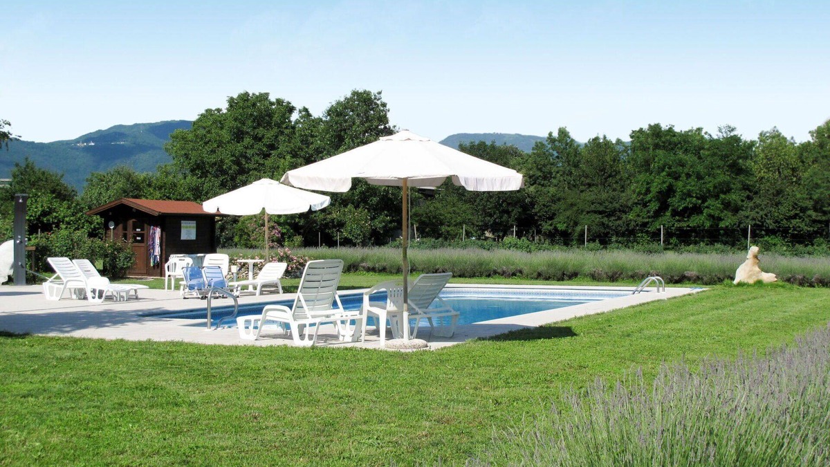 Povoletto House | Lovely apartment in villa for 4 people with pool, A/C, WIFI, TV and terrace