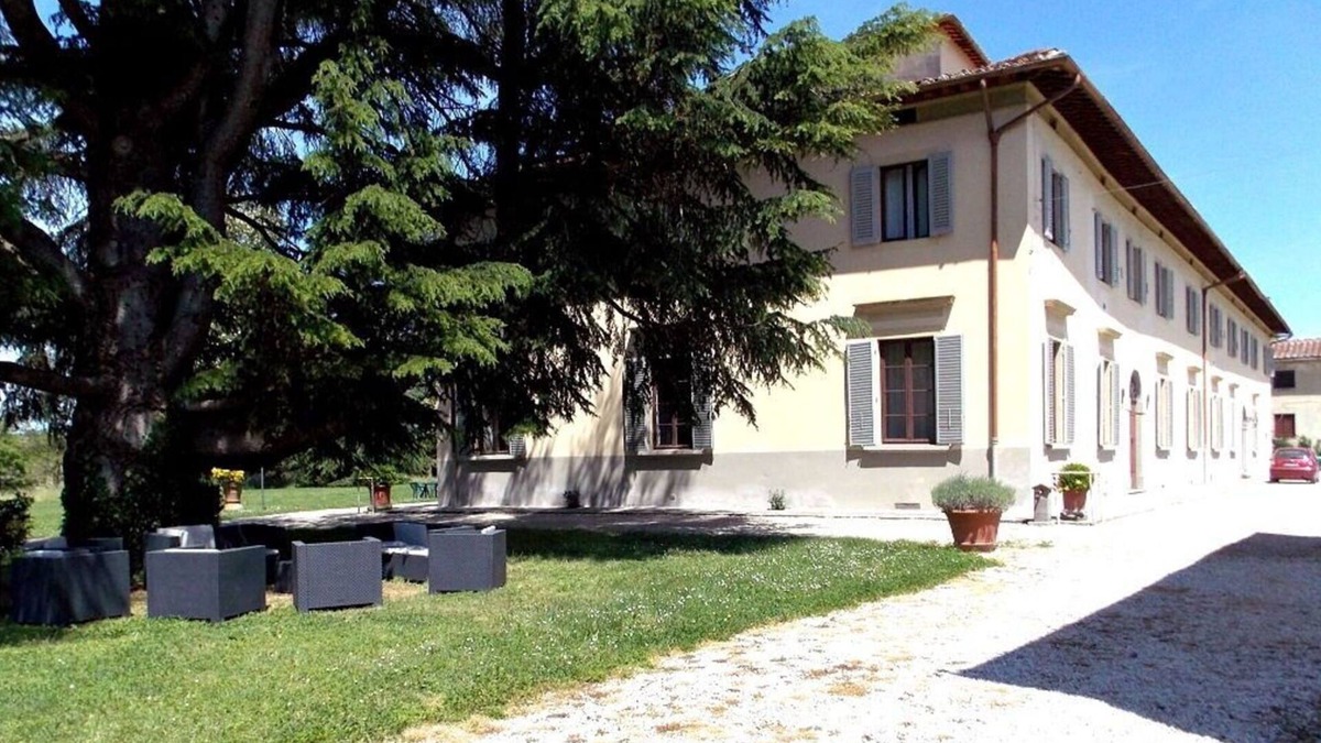 Scarperia e San Piero Villa | Lovely apartment in villa for 2 people with pool, WIFI, TV and panoramic view