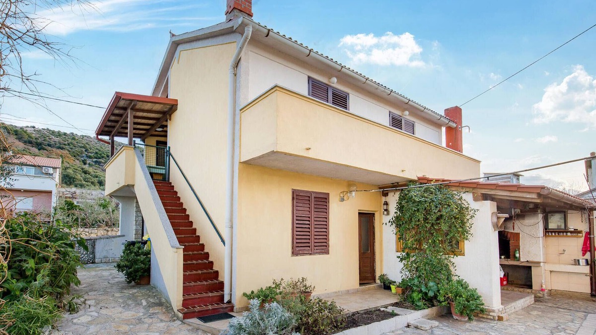 Supetarska Draga Apartment | Lovely apartment in Rab with kitchen