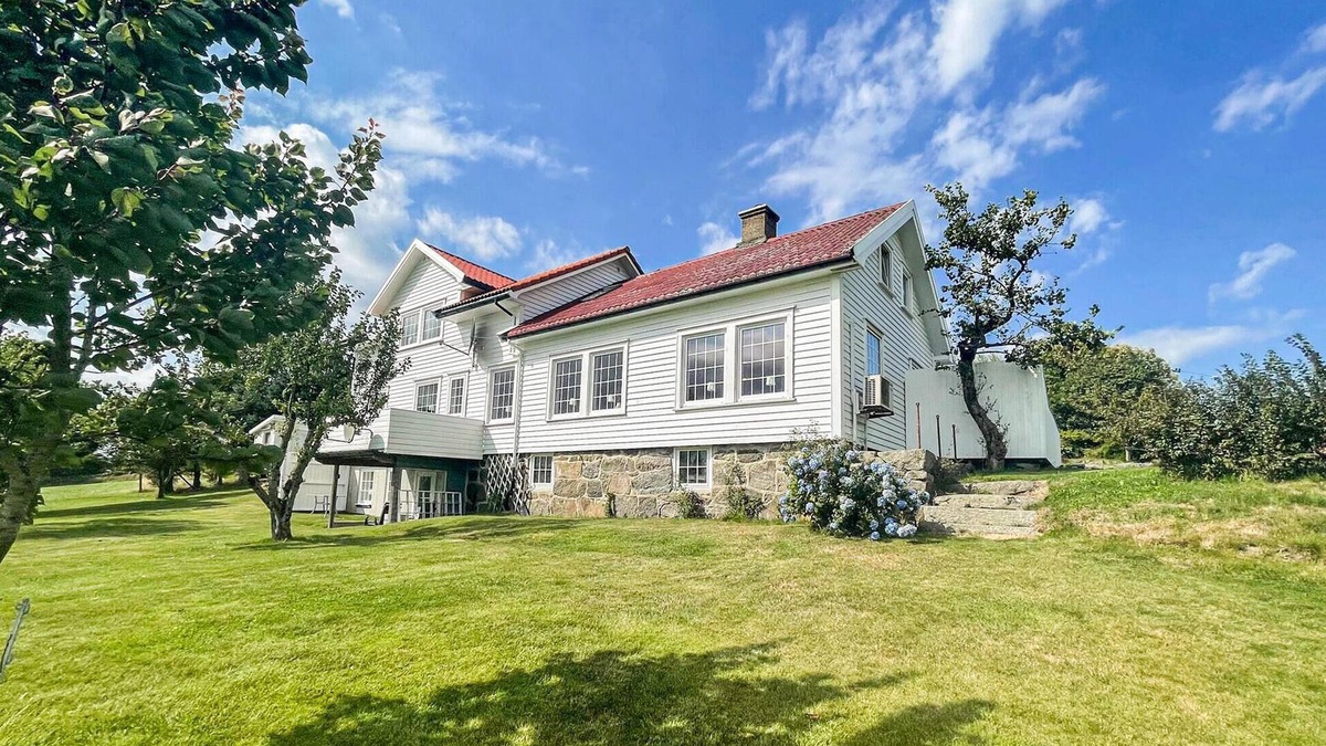 Farsund Apartment | Lovely apartment in Vanse with WiFi