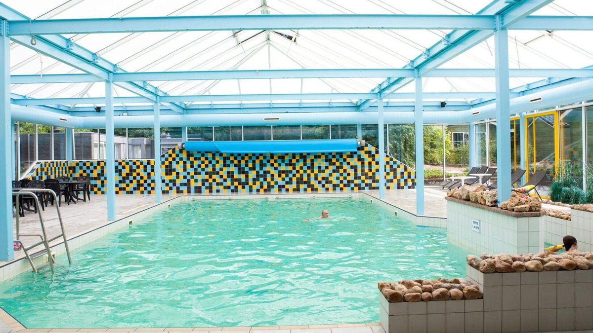 Belfeld House | Lovely apartment in villa for 6 people with WIFI, pool, TV and terrace