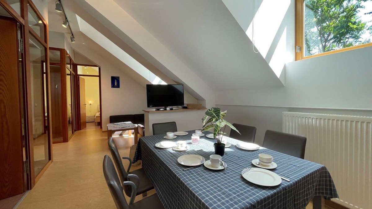 Grevenmacher Apartment | Lovely apartment for 6 people with WIFI, pool and TV