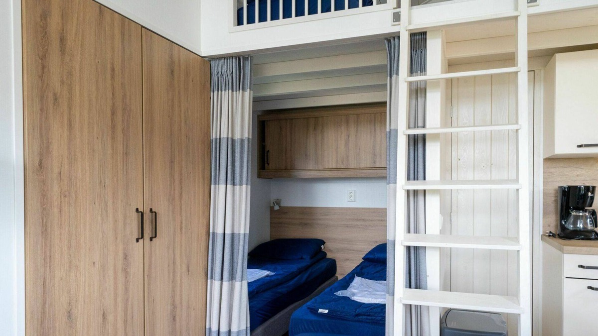 Bovenkarspel House | Lovely apartment in villa for 4 people with WIFI, TV, terrace and parking