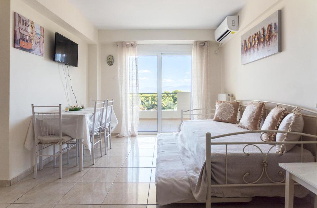 Xylokastron Apartment | Lovely Apartment Xylokastro 4th Floor