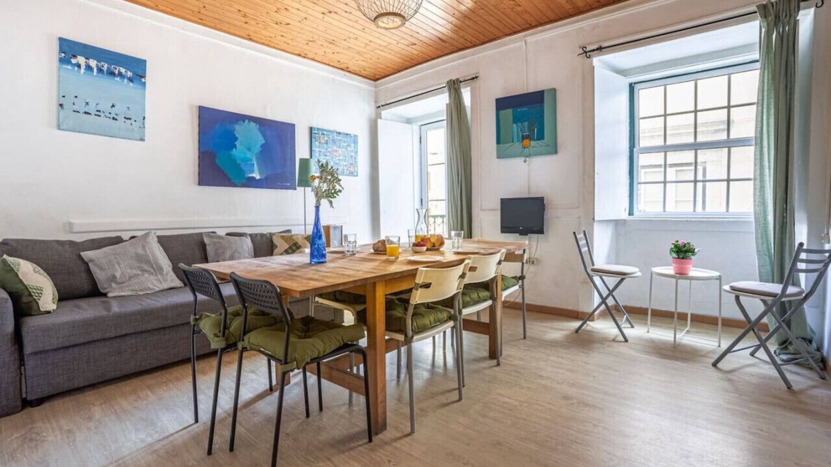 Encarnacao Apartment | Lovely Apt in Bairro Alto