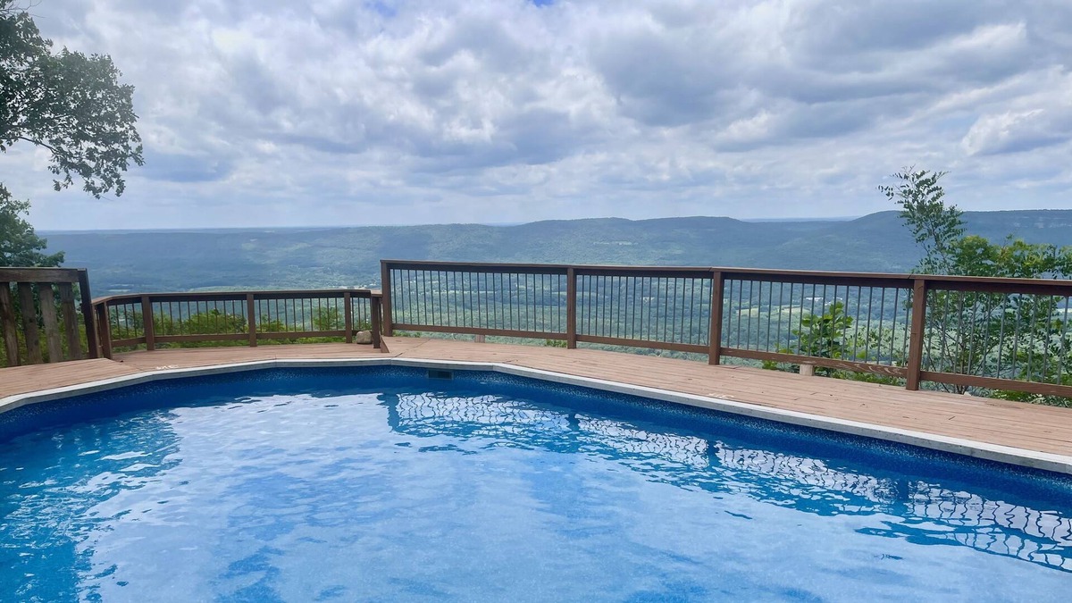 Menlo House | Lovely bluff home atop Lookout Mountain with seasonal pool and incredible views.