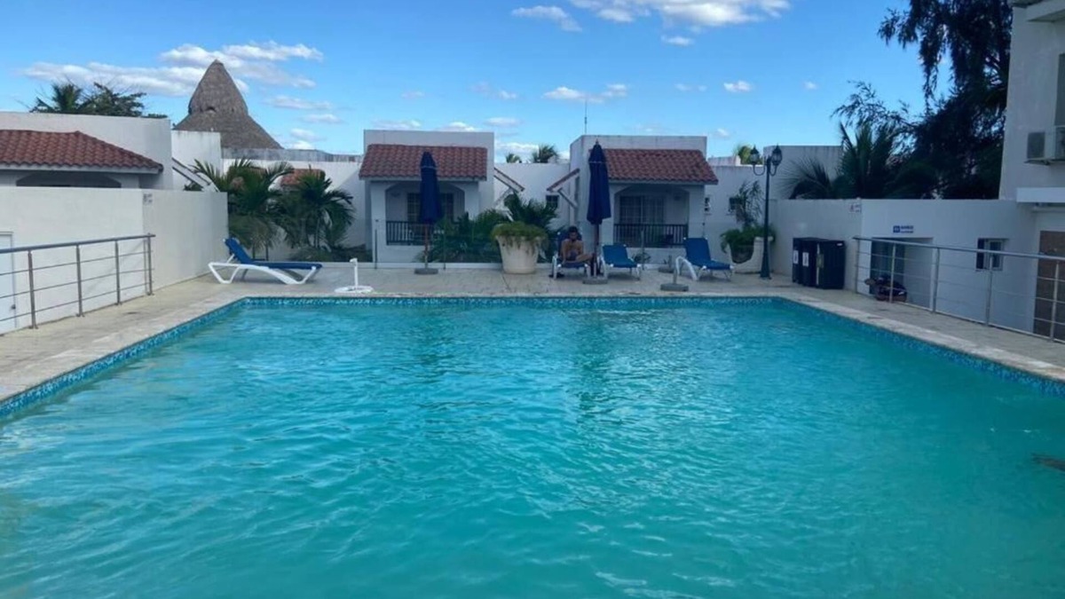 Boca Chica Apartment | Lovely Boca Chica Apartment with Pool w Fitness 4 min walk to beach