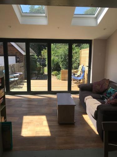 Portslade House | Lovely Bright House close to Brighton
