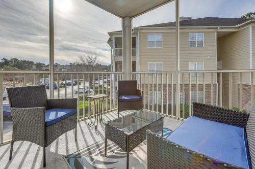 Calabash Apartment | Lovely Calabash Condo with Balcony, 11 Mi to Beach!