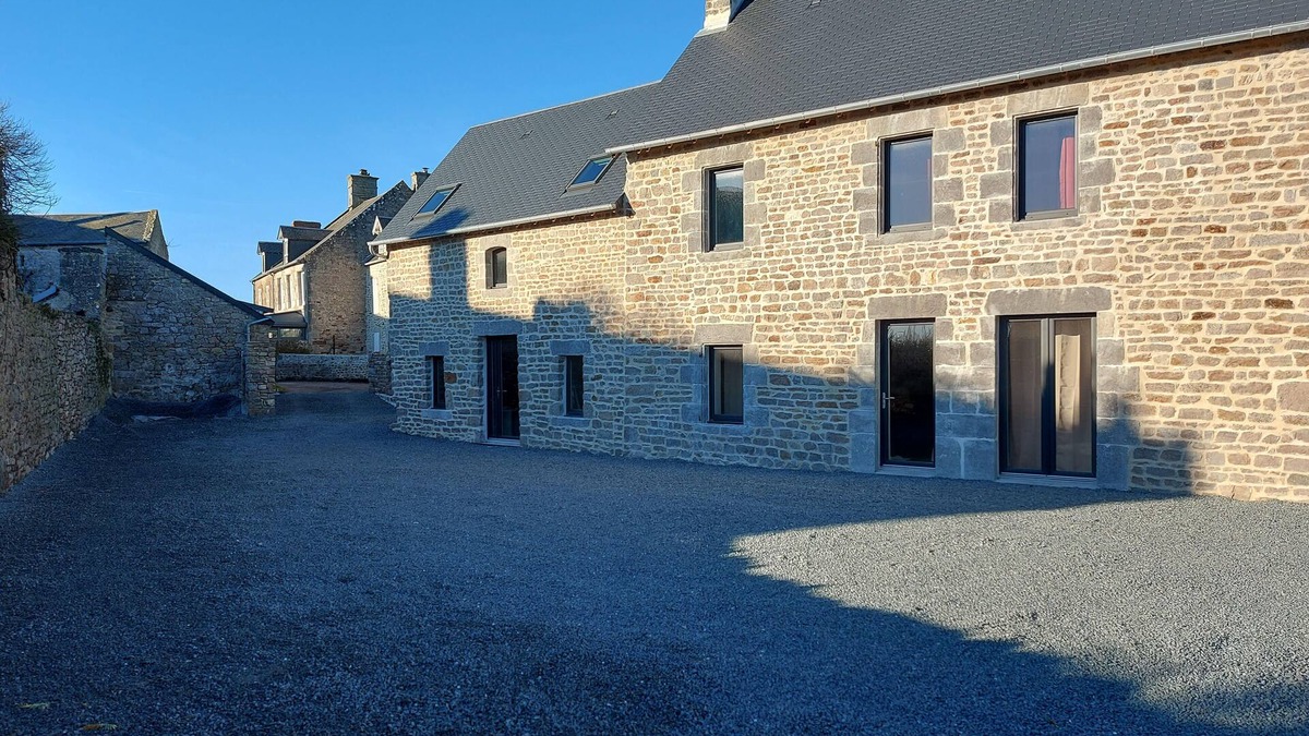 Regnezville-sur-Mer Cottage | Lovely cottage "La Hauteur" in a quarter full of charm in Regnéville-sur-mer