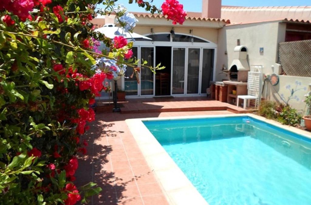 Corralejo Ski Chalet | Lovely CottageAurora with Wi-fi and Private-pool