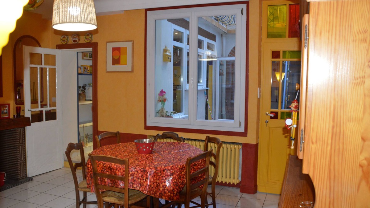 Albi Apartment | Lovely Duplex Inner Court and Semi-Covered Terrace