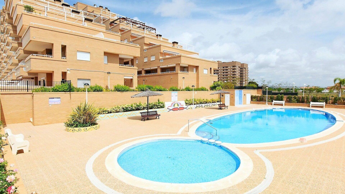 Cabanes Apartment | Lovely apartment for 6 guests with pool, A/C, TV and terrace