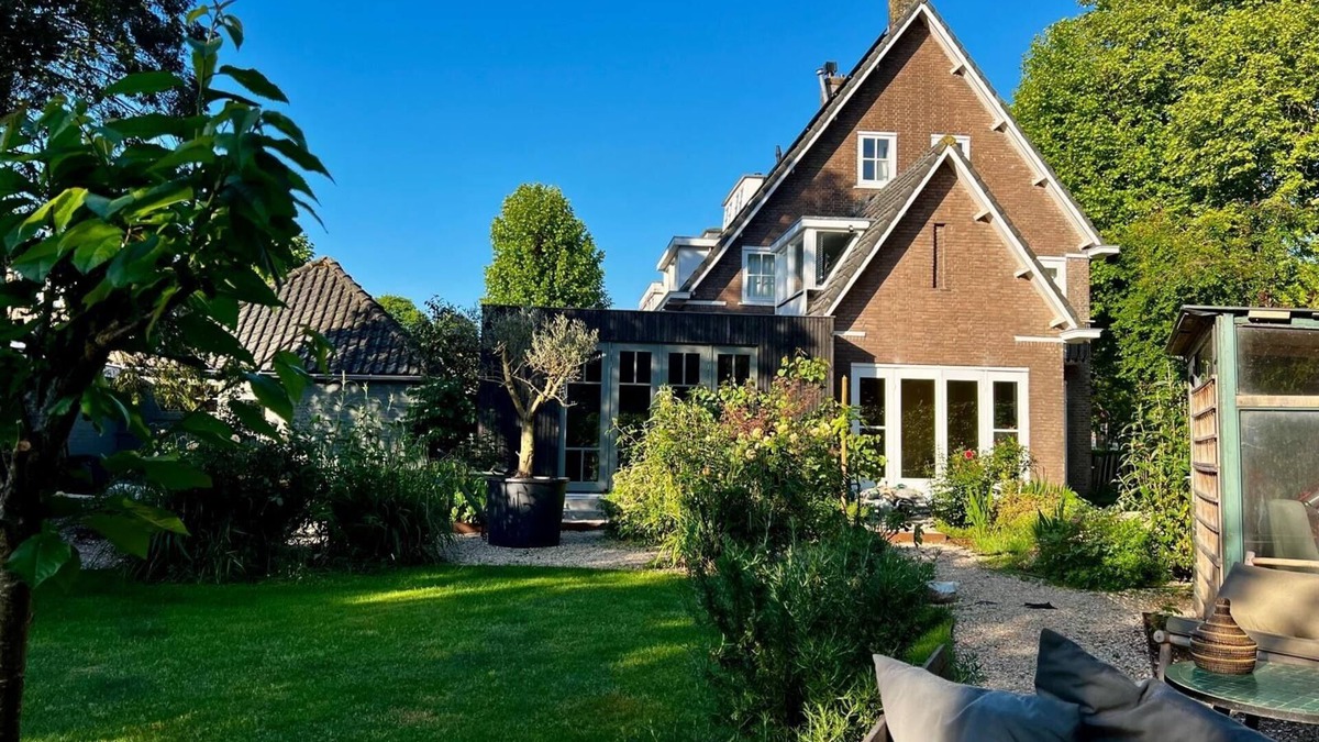 Badhoevedorp House | Lovely family home with a beautiful garden close to Amsterdam and the beach