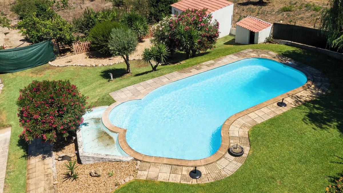 Setubal House | Lovely Farm with Pool @ 20min Lisbon and Beaches