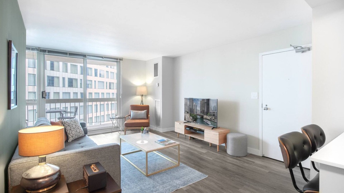 Rush and Division Apartment | Lovely Gold Coast Convertible w/Terrace near the L by Blueground