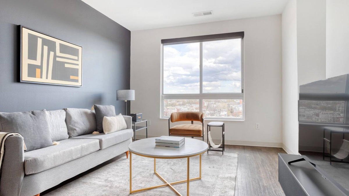 Near Northeast Apartment | Lovely H Street 2BR w/Gym & W/D, near Union Station, by Blueground