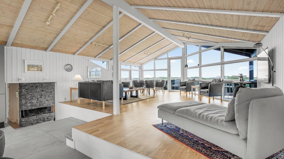 Houvig Strand Cottage | Lovely holiday home with outdoor spa and outdoor sauna located with a unique view in Houvig 1034