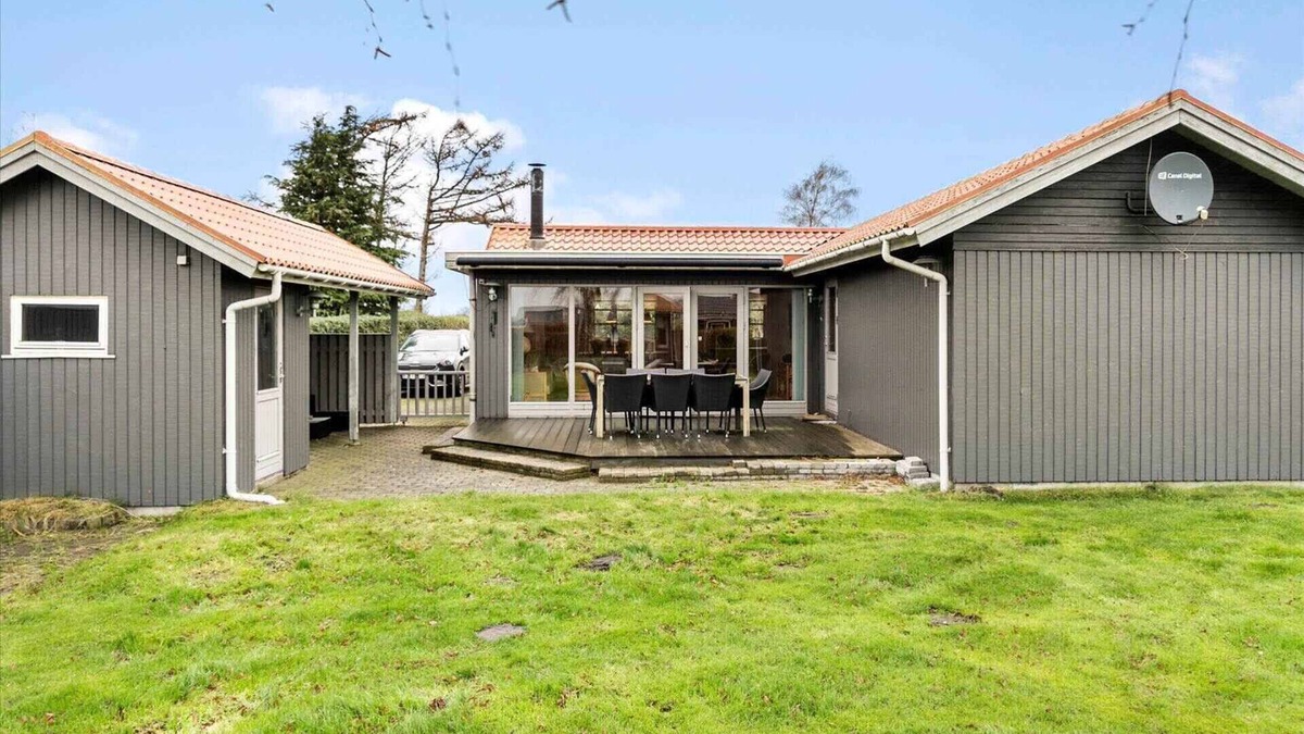 Tørresø House | Lovely holiday home on the beach at Tørresø