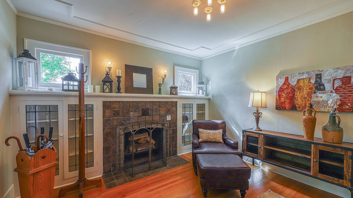 Green Lake House | Lovely home adjacent to the lake with large yard, gas grill, and game room
