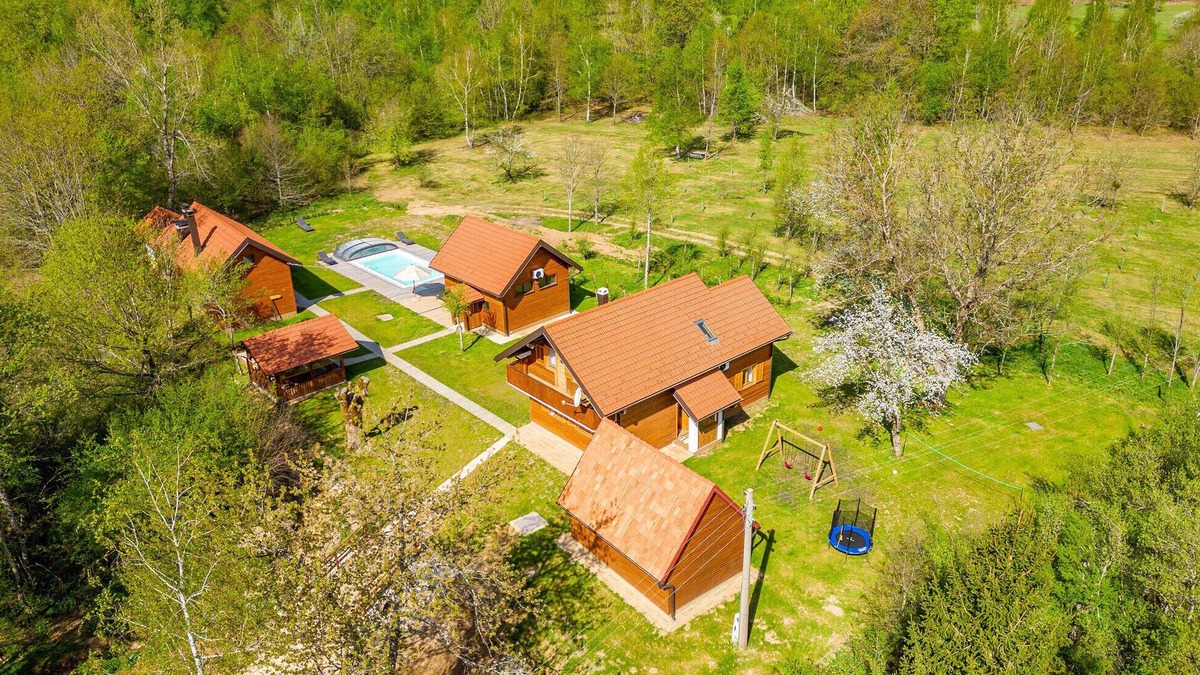 Gospic House | Lovely home in Brezik with sauna