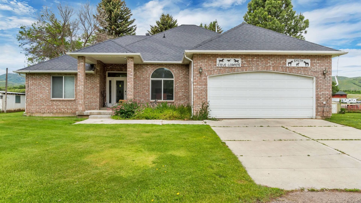 Porterville House | Lovely Home in East Canyon perfect for Family Reunions