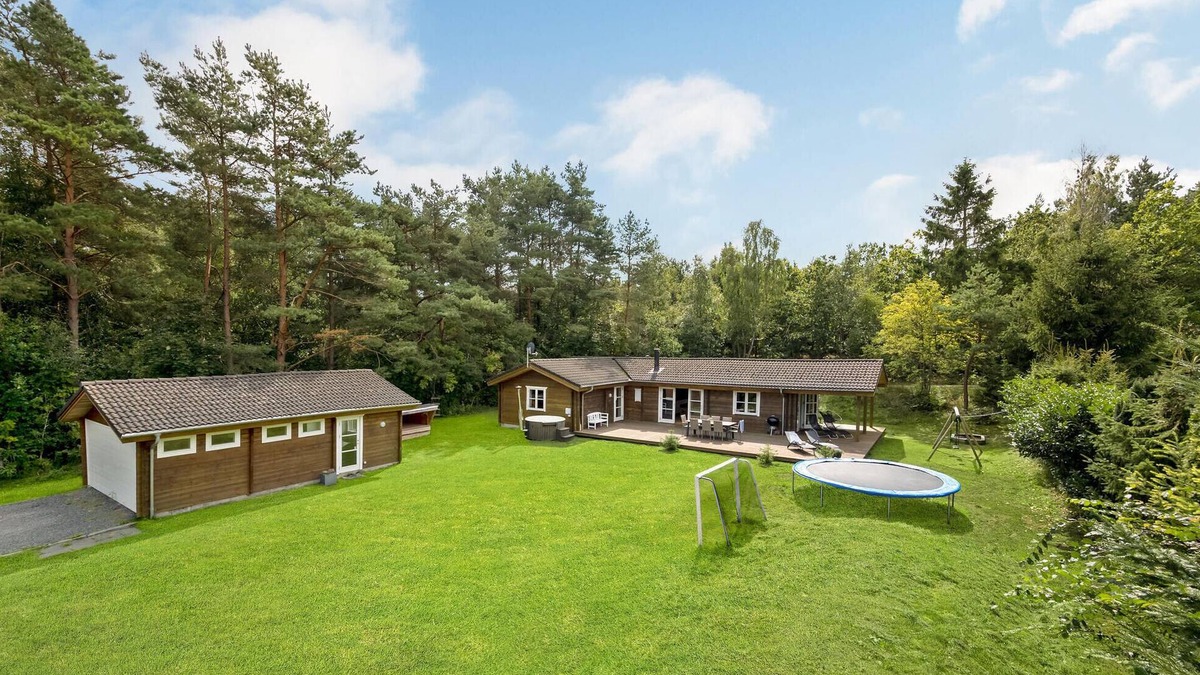 Øksenmølle House | Lovely home in Ebeltoft with WiFi