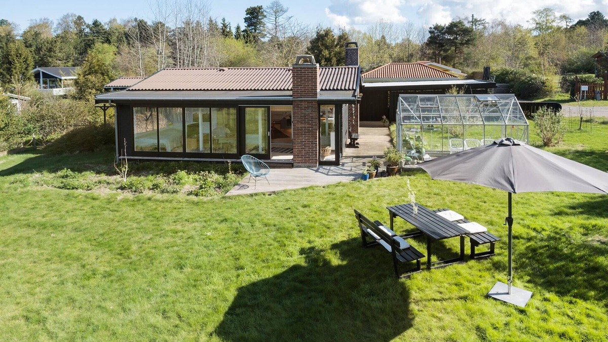 Ordrup House | Lovely home in Fårevejle with WiFi