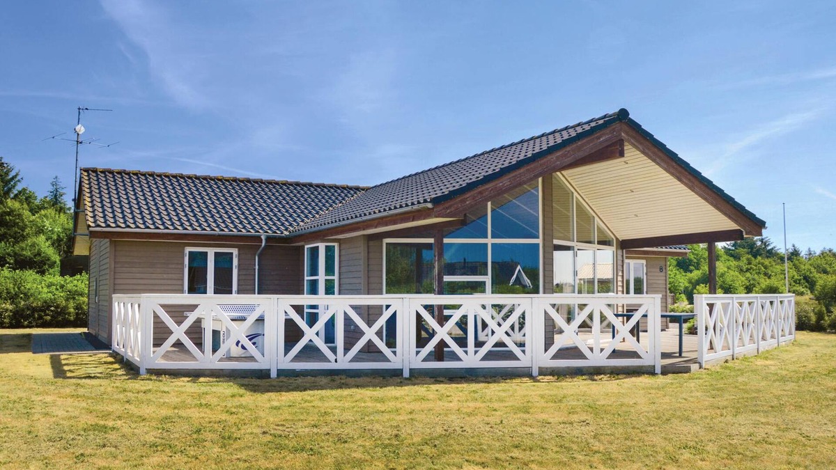Falen House | Lovely home in Hemmet with sauna