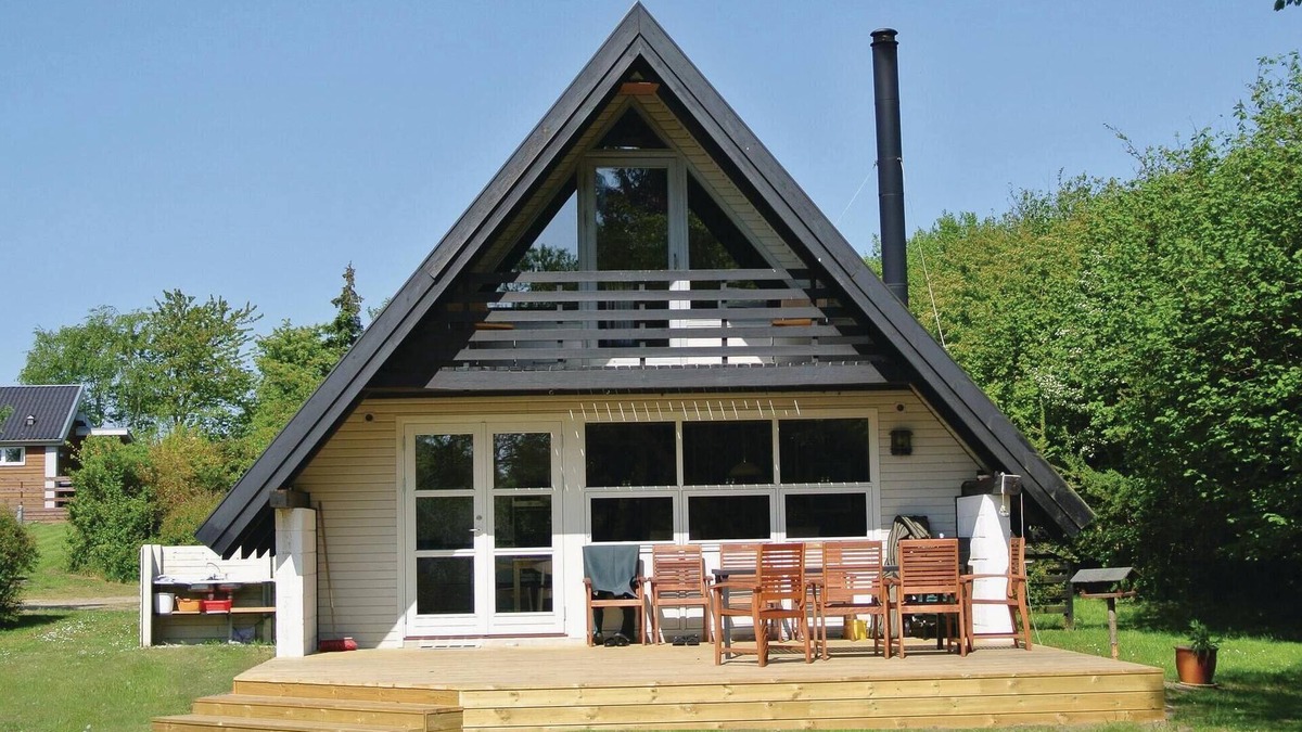 Østerskov House | Lovely home in Humble with WiFi