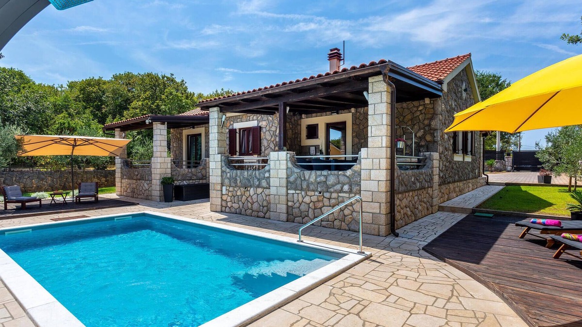 Krk House | Lovely home in Lakmartin