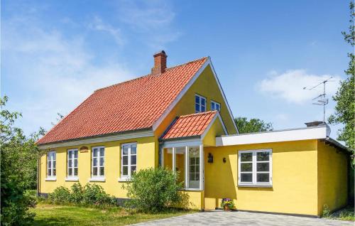 Snogebaek House | Lovely Home In Nexø With Wifi