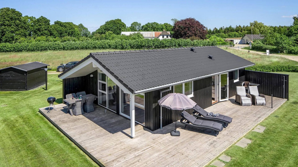 Nordborg House | Lovely home in Nordborg with kitchen