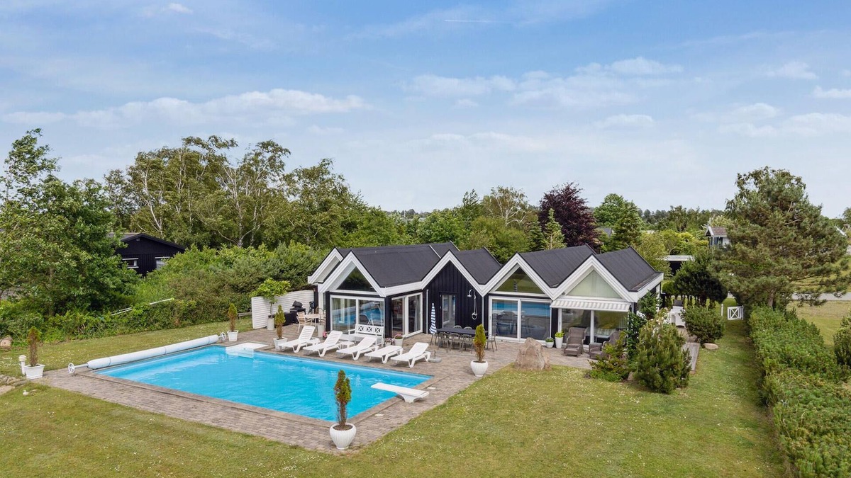 Skibby House | Lovely home in Skibby with sauna