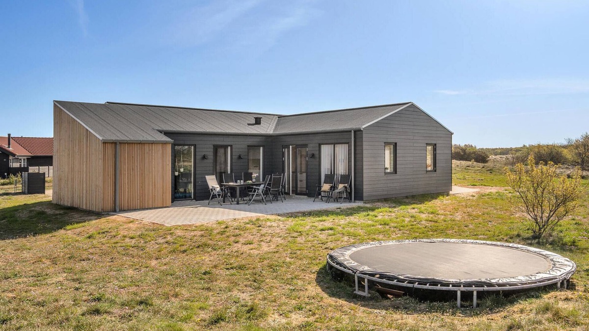 Ringkøbing-Skjern Municipality House | Lovely home in Skjern with sauna