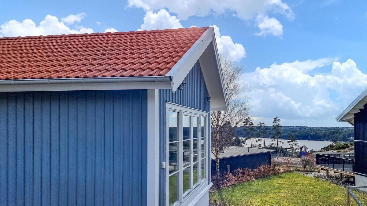 Tanum House | Lovely home in Tanumshede with kitchen